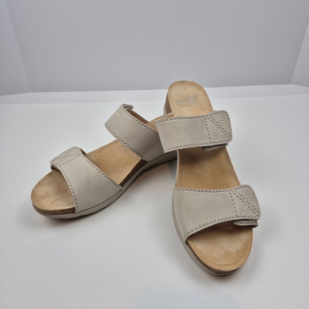 Dansko Womens Maddy Beige Leather Adjustable Strap Sandals Comfort Shoes 42 / 11